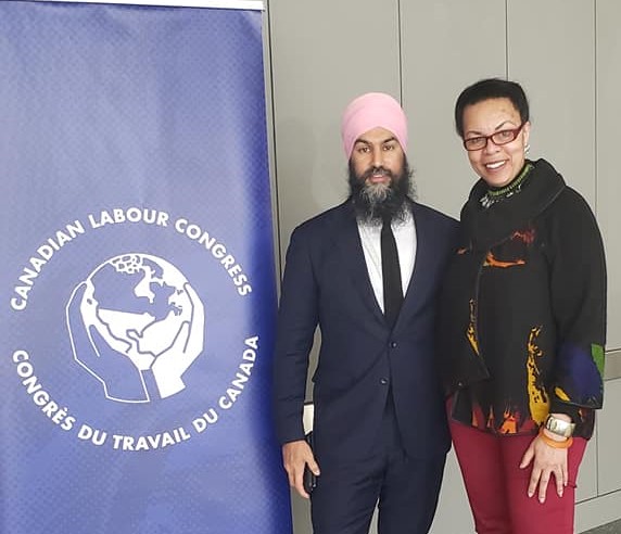 La vice-présidente Norma Domey accompagné du chef du NPD, Jagmeet Singh