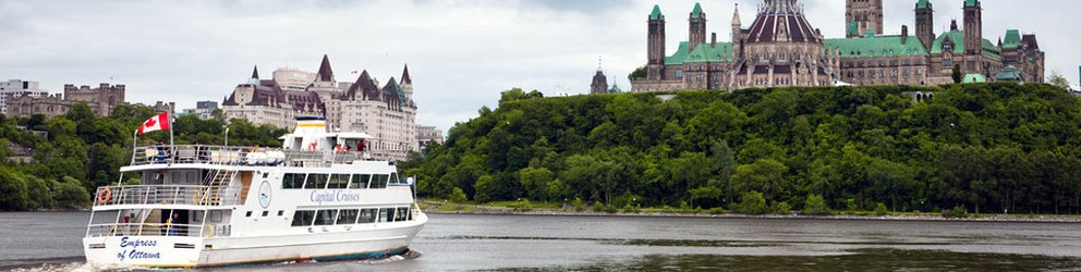 photo of river boat cruise